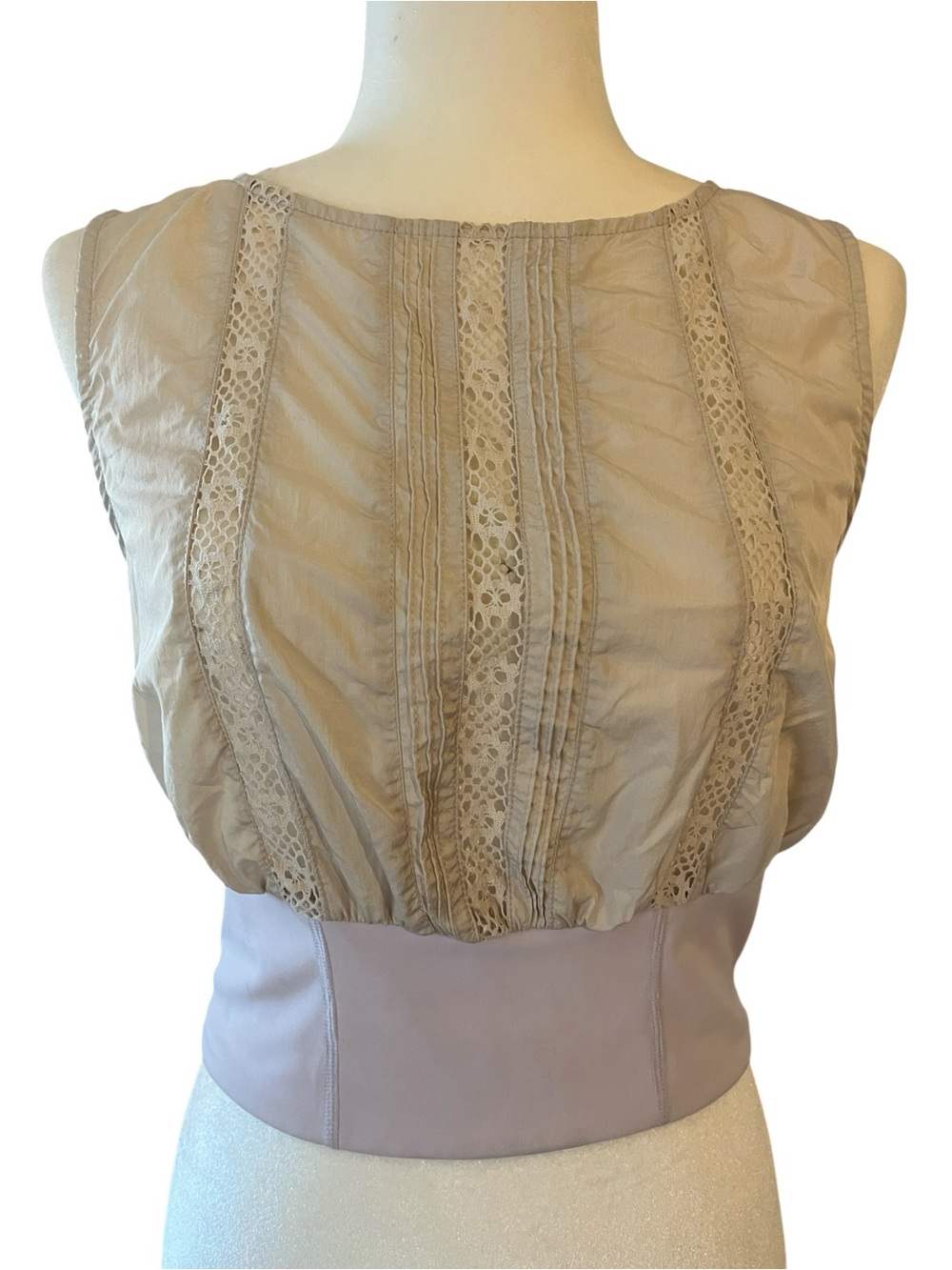 NWOT Free People FP Movement ‘ Oh Hey Applique Crop Lavender Size Medium